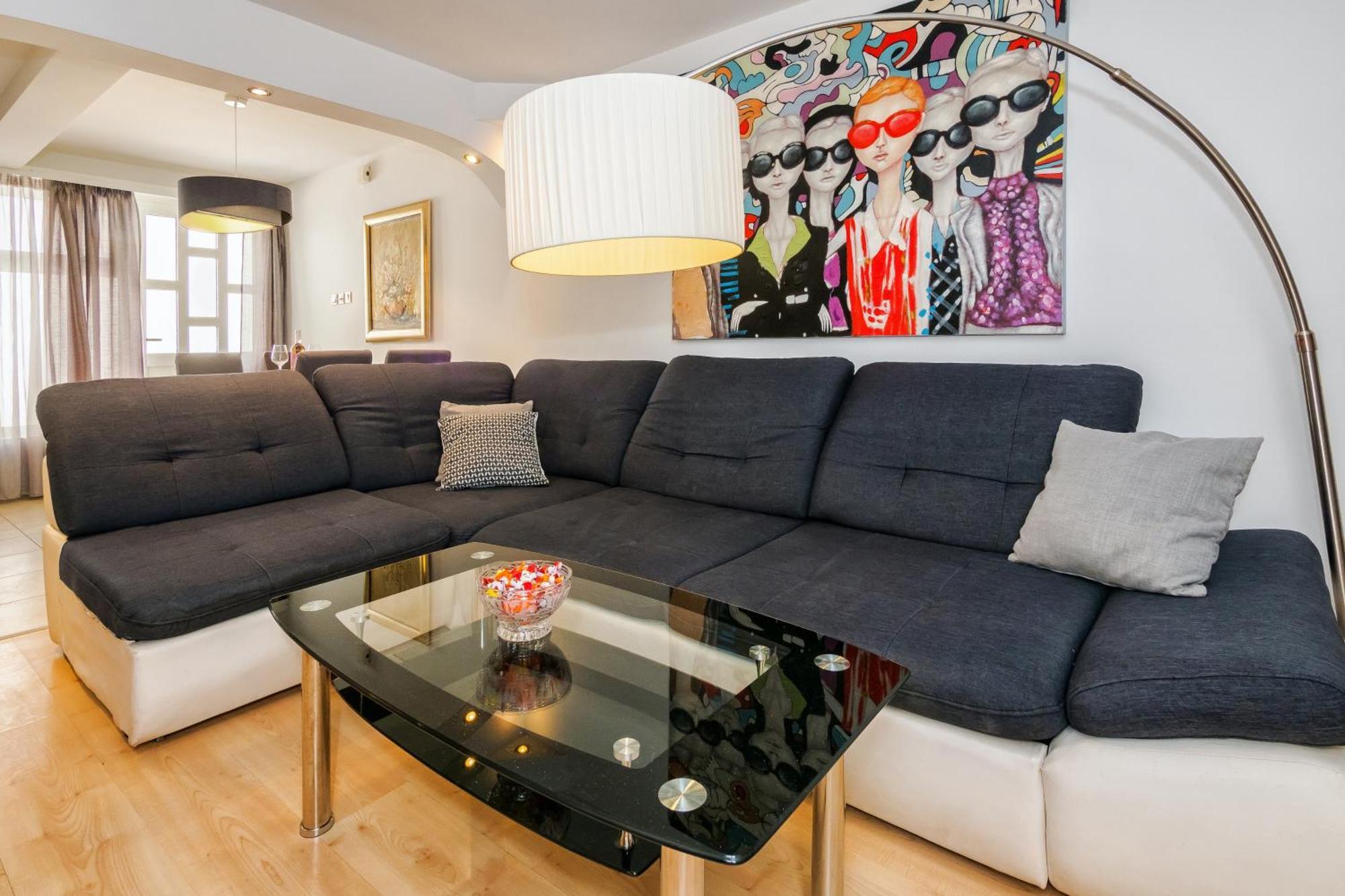 Relaxing 2Bd Apartment, Ground Floor - Walk To Old Town Split Exterior foto